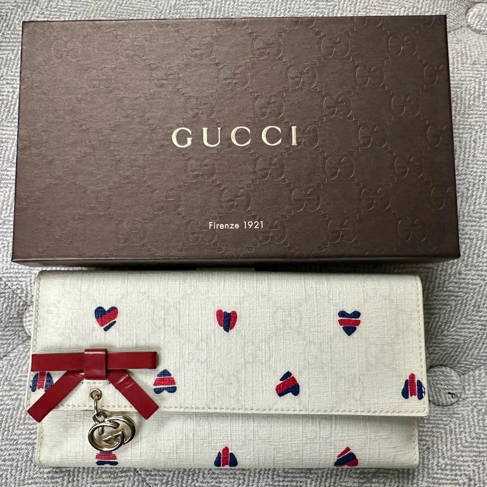 Gucci Interlocking GG Logo Leather Hearts Canvas Long Wallet w/ Box – Limited Ed - Picture 2 of 16